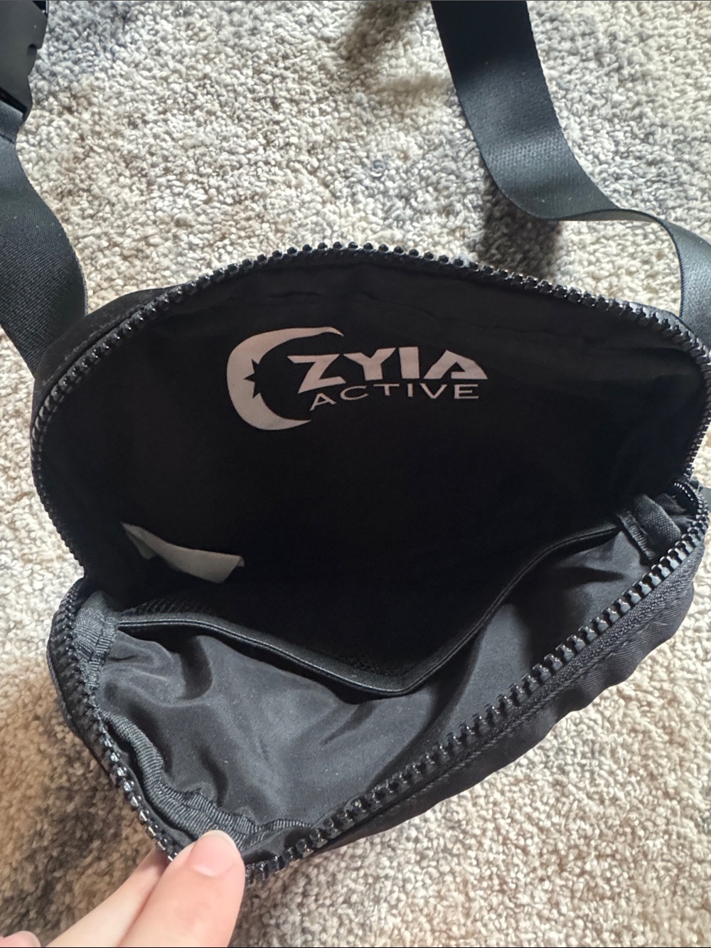 ZYIA Black Crossbody Sling Bag - Picture 2 of 4